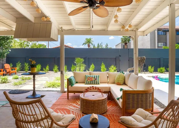 Mai Tai Manor Private Pool Near Old Town Holiday home *