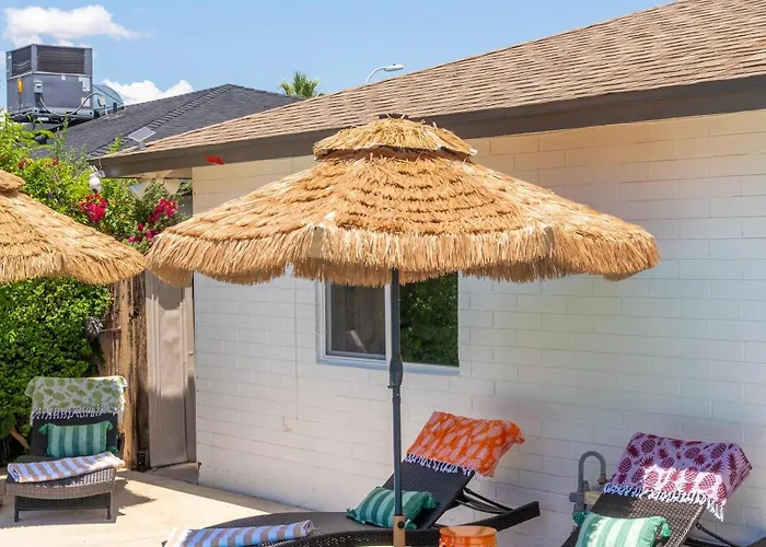 Holiday home Mai Tai Manor Private Pool Near Old Town