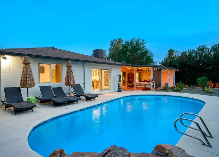 Holiday home Mai Tai Manor Private Pool Near Old Town